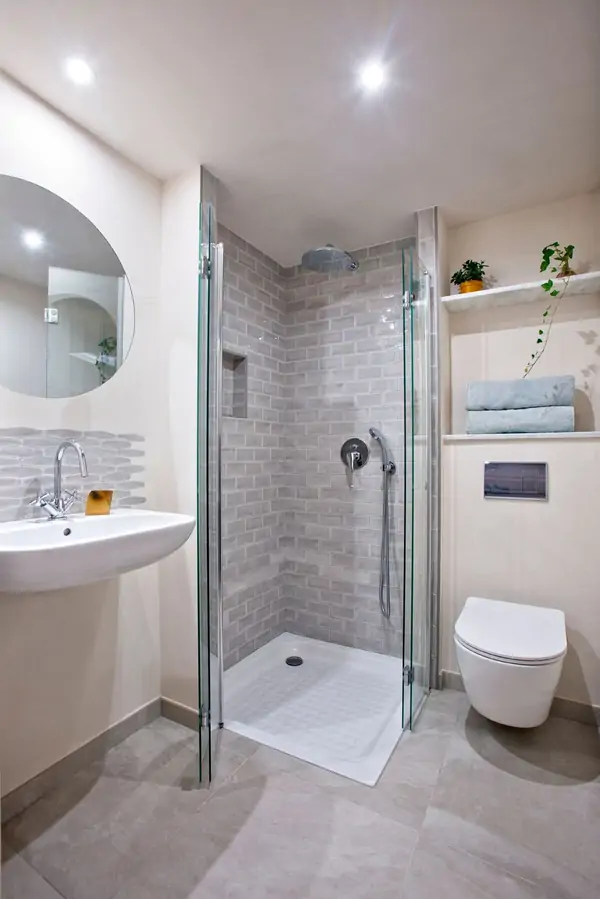 Peaceful Bathroom at Suniai Retreat Spain