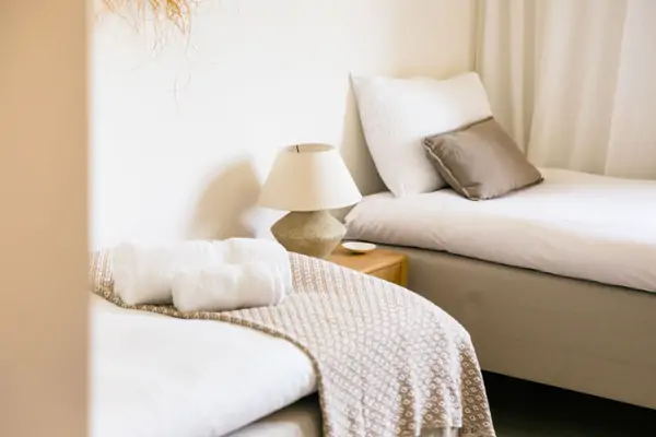 Bright and Spacious Room at Suniai