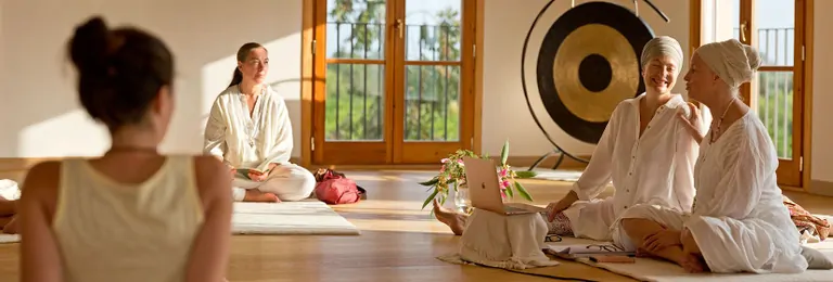 Suniai Oliva Yoga Room Reconnect